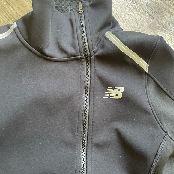 New Balance Jacket - Picture 4 of 4
